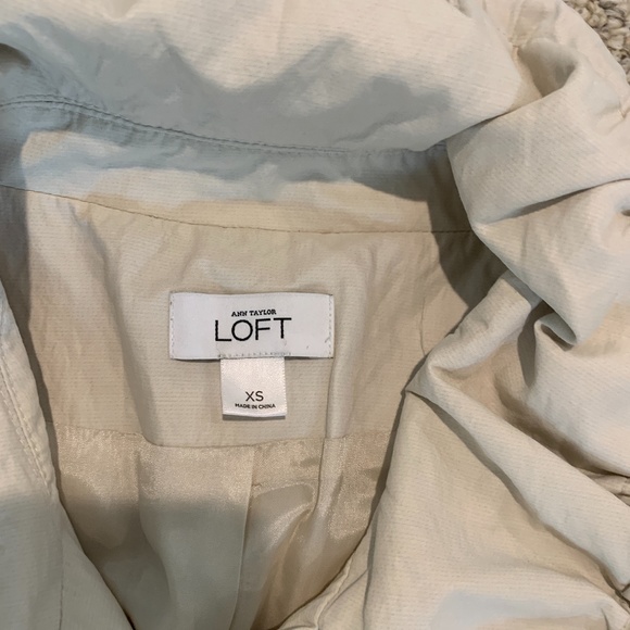 A-line trench coat.  Ann Taylor Loft. Size XS - Picture 2 of 3